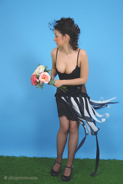 Bryoni-Kate in Roses to the Rescue  (photoset)