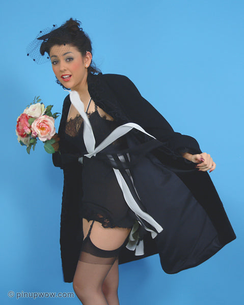 Bryoni-Kate in Roses to the Rescue  (photoset)