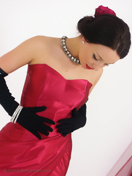 Carla in Lady in Red  (photoset)