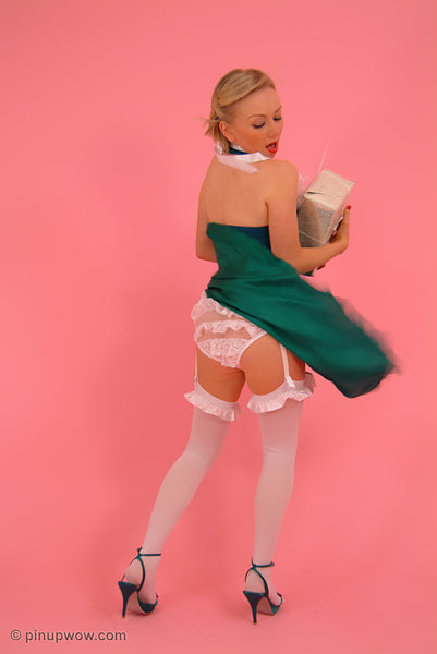 Lexine in What a Gift  (photoset)