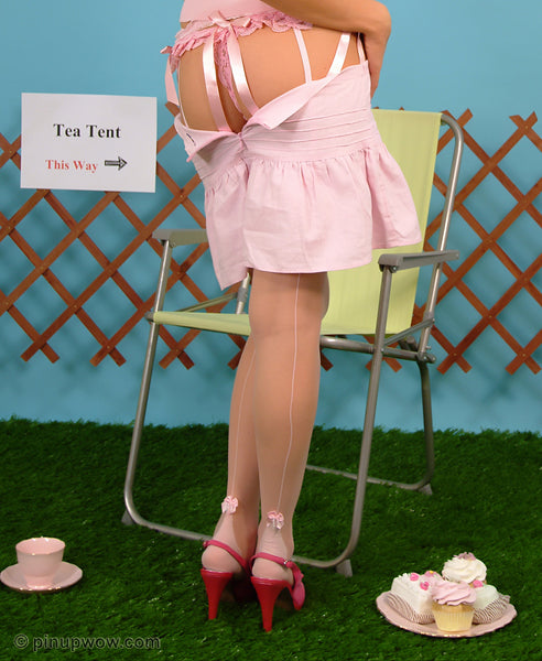 Lucy-Anne in Mini Break  (photoset)