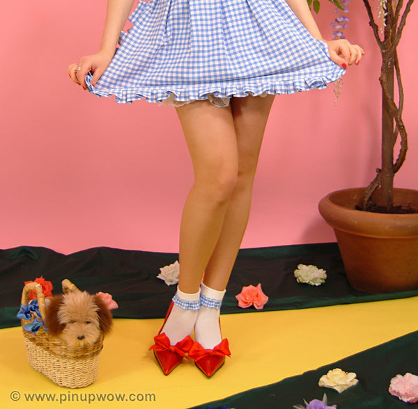 Rachael in Over the Rainbow  (photoset)