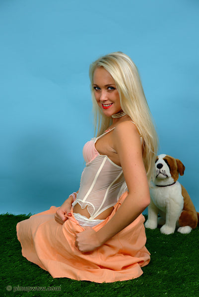 Lucy-Anne in What a Pet!  (photoset)