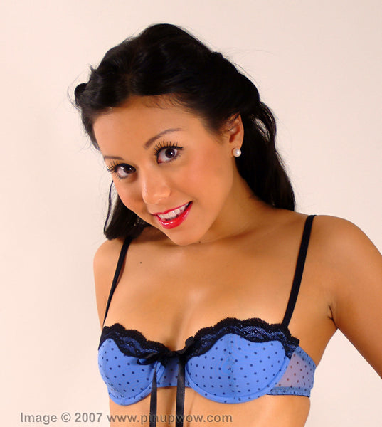 Petra in Naughty Nightie  (photoset)