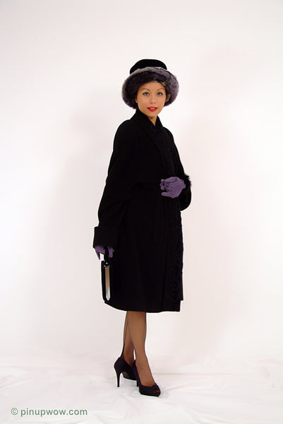 Petra in Snowballs!  (photoset)