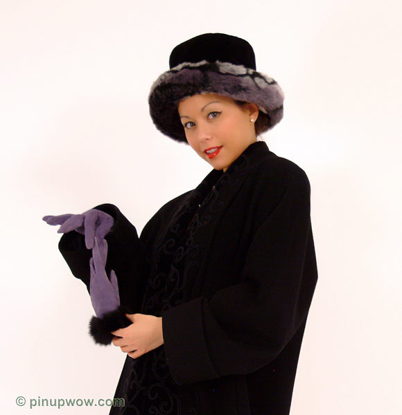 Petra in Snowballs!  (photoset)