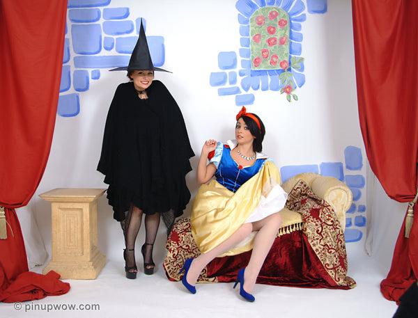 bryoni-kate-carla_snow_white pin-up glamour photo 27 of 123