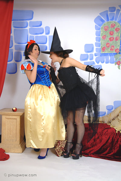 bryoni-kate-carla_snow_white pin-up glamour photo 77 of 123