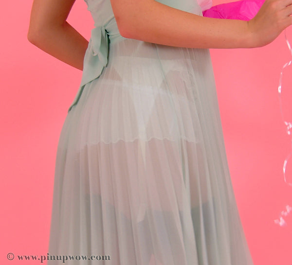 Carla in Girls Night Out  (photoset)