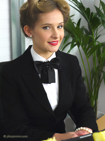 Pin-Up glamour photo of Elle R in Doctor Tease - elle r, soft girl, soft girl era, pinup wow