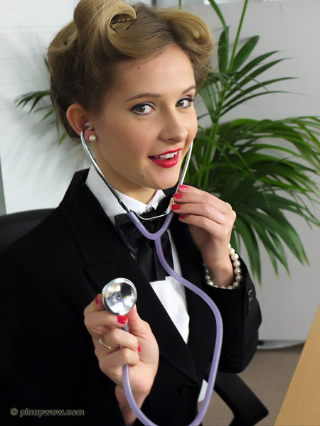 elle-r_doctor_tease pin-up glamour photo 9 of 107