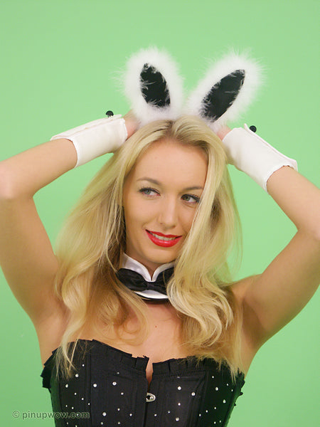 Hayley-Marie in Bunny Babe  (photoset)