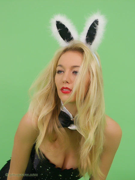 Hayley-Marie in Bunny Babe  (photoset)