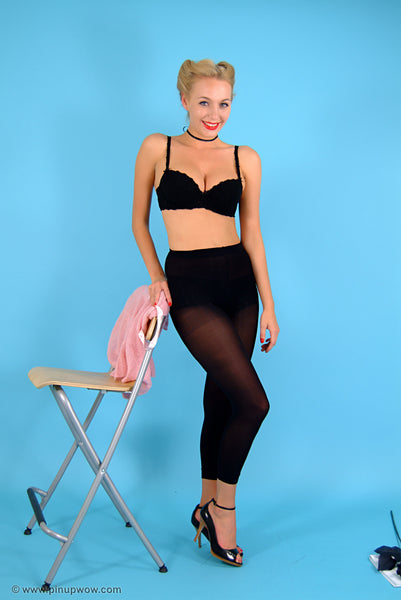 hayley_marie_some_like_it_red_hot pin-up glamour photo 63 of 125