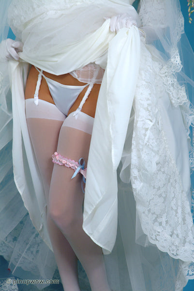 Hayley-Marie in Bridal Fantasy  (photoset)