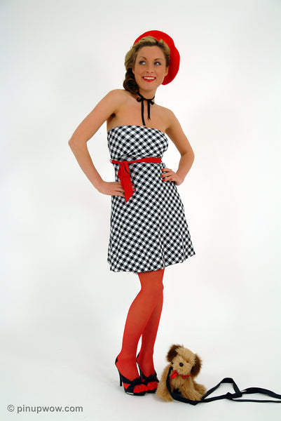 Laura-Marie in Pin-Up Pet  (photoset)