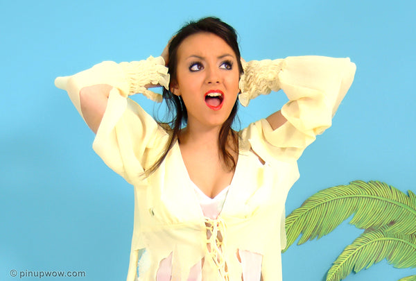 Rachael in Castaway Cutie  (photoset)