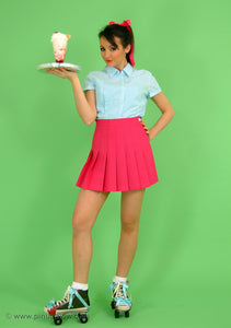 Rachael in Roller Babe  (photoset)
